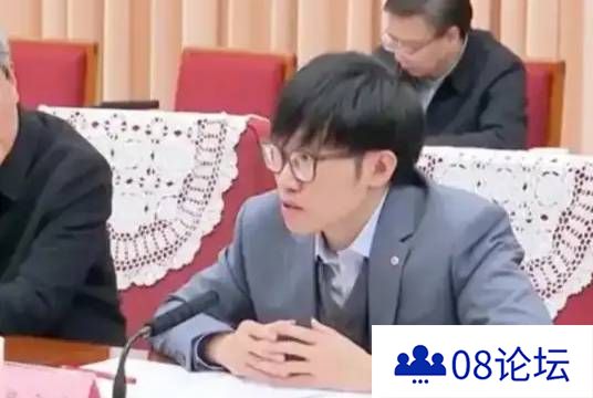 DeepSeek创始人梁文锋是哪里人？